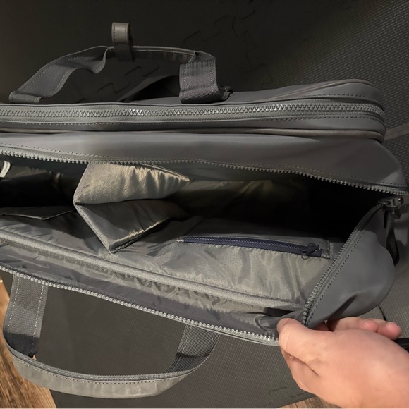 Stitch Golf Travel Bag - Picture 6 of 9